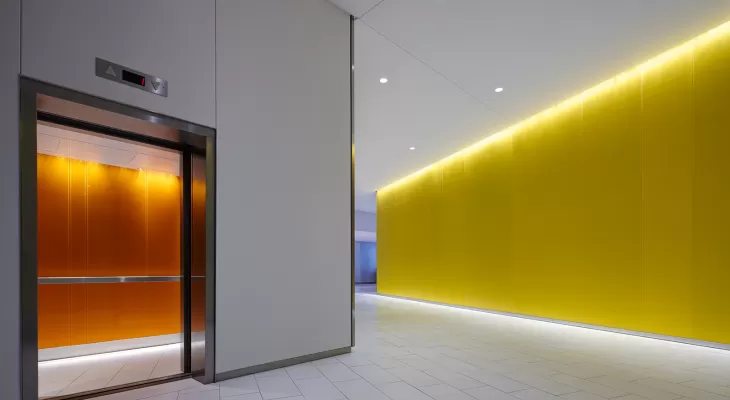 قوانین آپارتمان­­‌نشینی در مورد آسانسور چیست؟