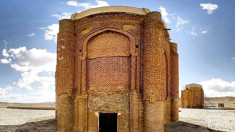 قدیمی‌ترین بناهای آجری در ایران