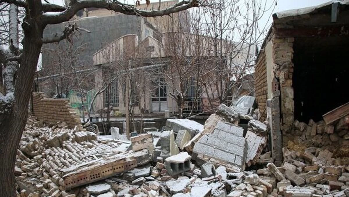 صدور پروانه ساختمانی در مناطق زلزله زده خوی رایگان شد