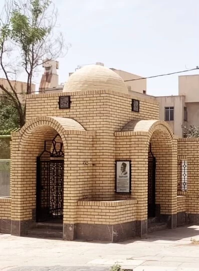 ساخت بنای یادبود مقبره عمادالکتاب/ رونمایی هفته آینده