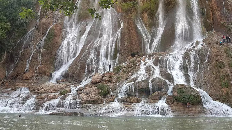 آبشار بیشه لرستان