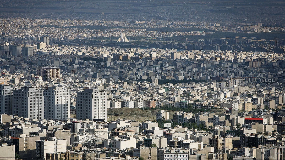 ساخت و سازها شهروندان تهران را از یک فضای استاندارد زندگی محروم ساخته است
