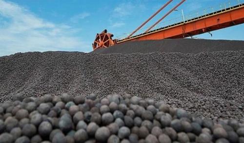 رشد ۷۶۱ درصدی صادرات کنسانتره سنگ آهن در ٨ ماهه امسال