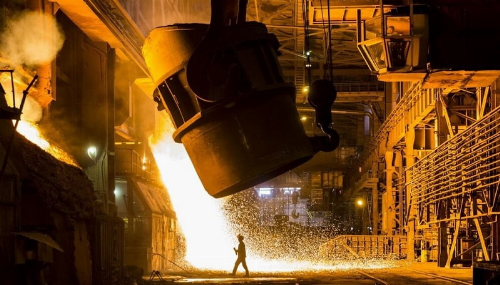 رشد نقطه‌ به‌ نقطه و سالانه تولید فولاد خام ایران همچنان افزایشی است