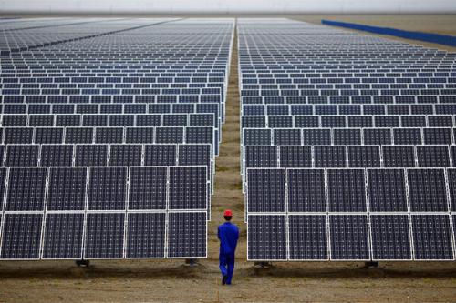 اولین شهرک خورشیدی کشور در بوئین زهرا راه اندازی می‌شود
