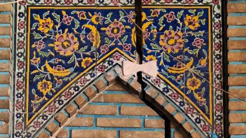 تصاویر تکان دهنده فرونشست در اصفهان/ این ترک ها میراث نصف جهان را می بلعند