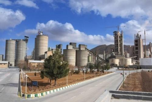 سیمان شاهرود در صادرات غیرنفتی برگزیده شد