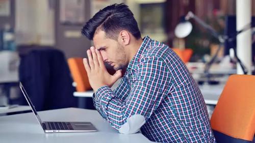 بدترین اشتباهاتی که می توانید سر کار مرتکب شوید!