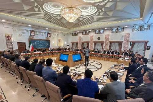 اهدا احکام اعضای شورای مرکزی نظام مهندسی ساختمان توسط وزیر راه و شهرسازی 