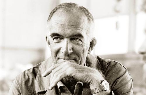 ویدیو/ طراح بانک ملی خیابان انقلاب