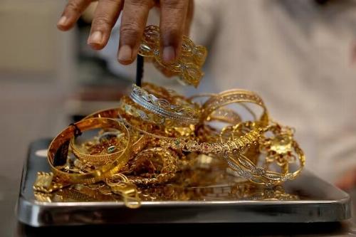 جهش قیمت طلا و سکه با لیدری دلار + جدول قیمت ها