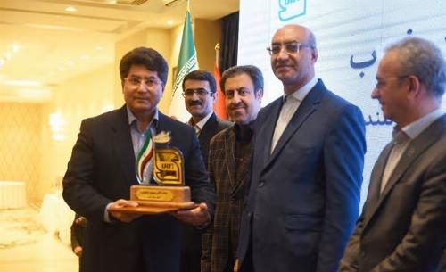  سیمان غرب واحد برتر کیفیت در مراسم روز ملی استاندارد شد